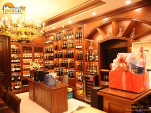 Hoàn thiện nội thất showroom rượu tân cổ điển chị Linh - HTSR2001